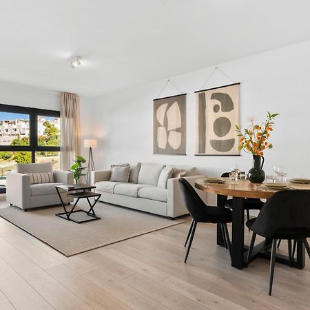 Beautiful 2-Bedroom Apartment Near Center And Beach Estepona Dış mekan fotoğraf